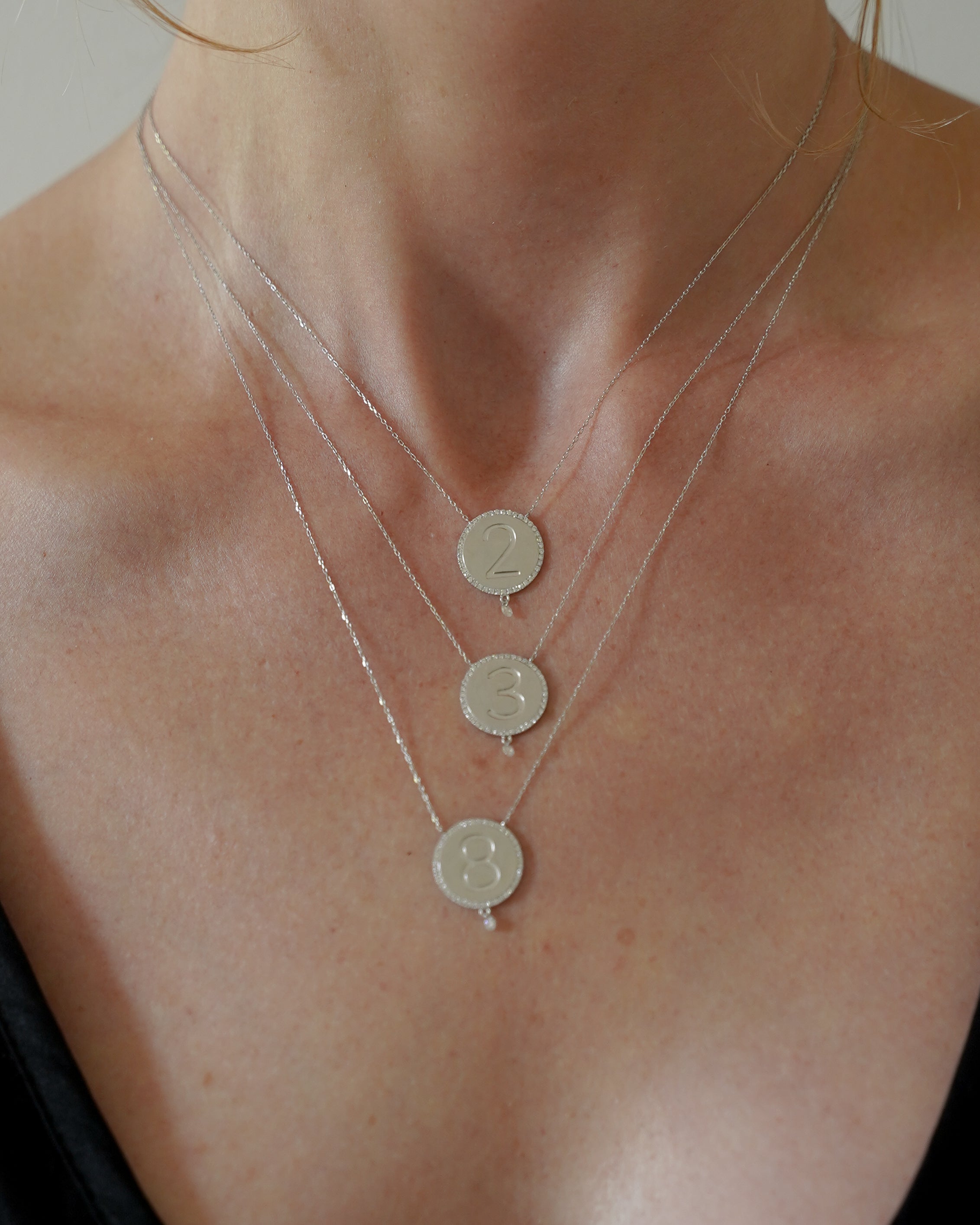 pers-e-paris-collier-one-m-daillon-2-collier-en-or-18-carats-et-diamant image 2