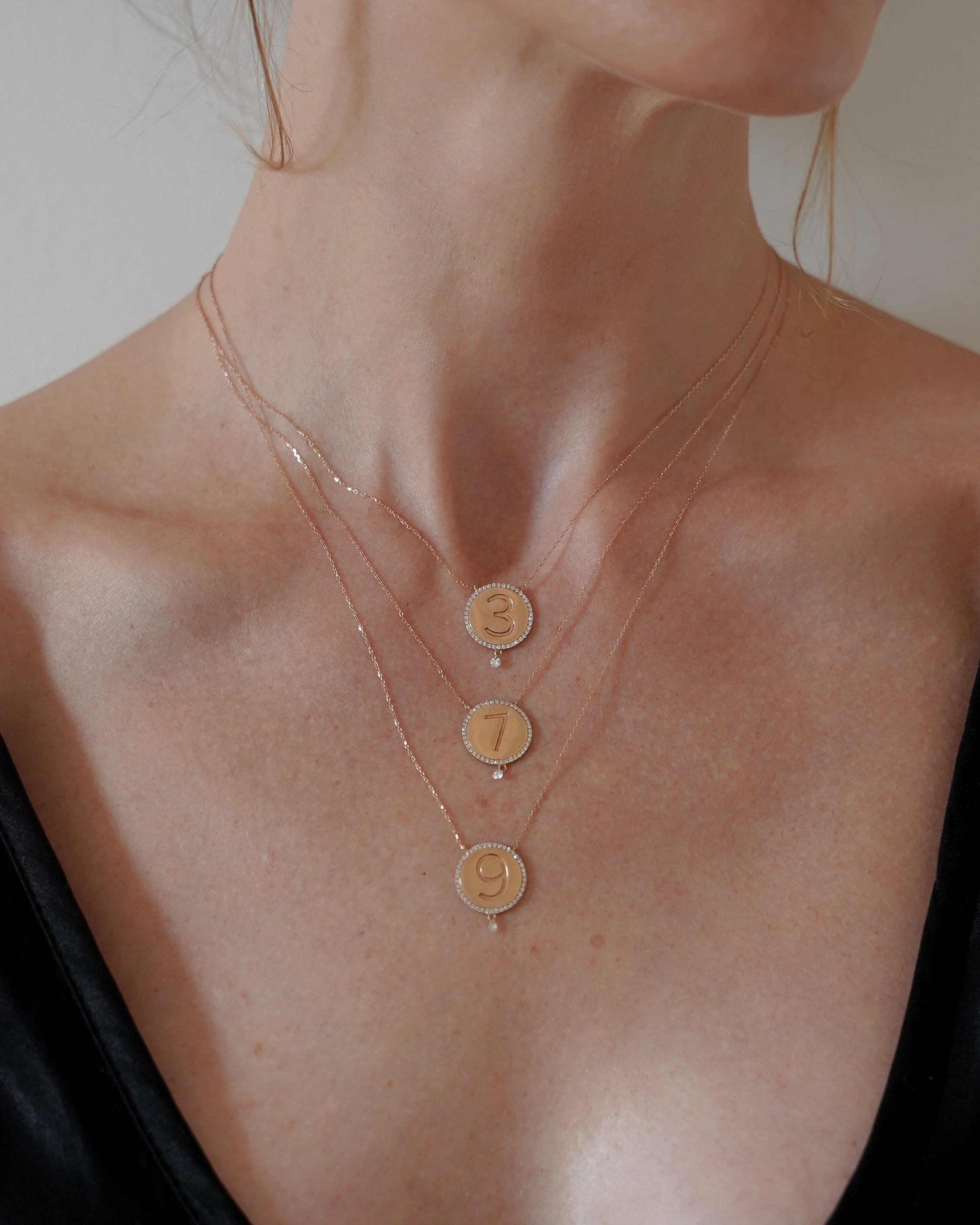 pers-e-paris-collier-one-m-daillon-9-or-18-carats-diamant image 2