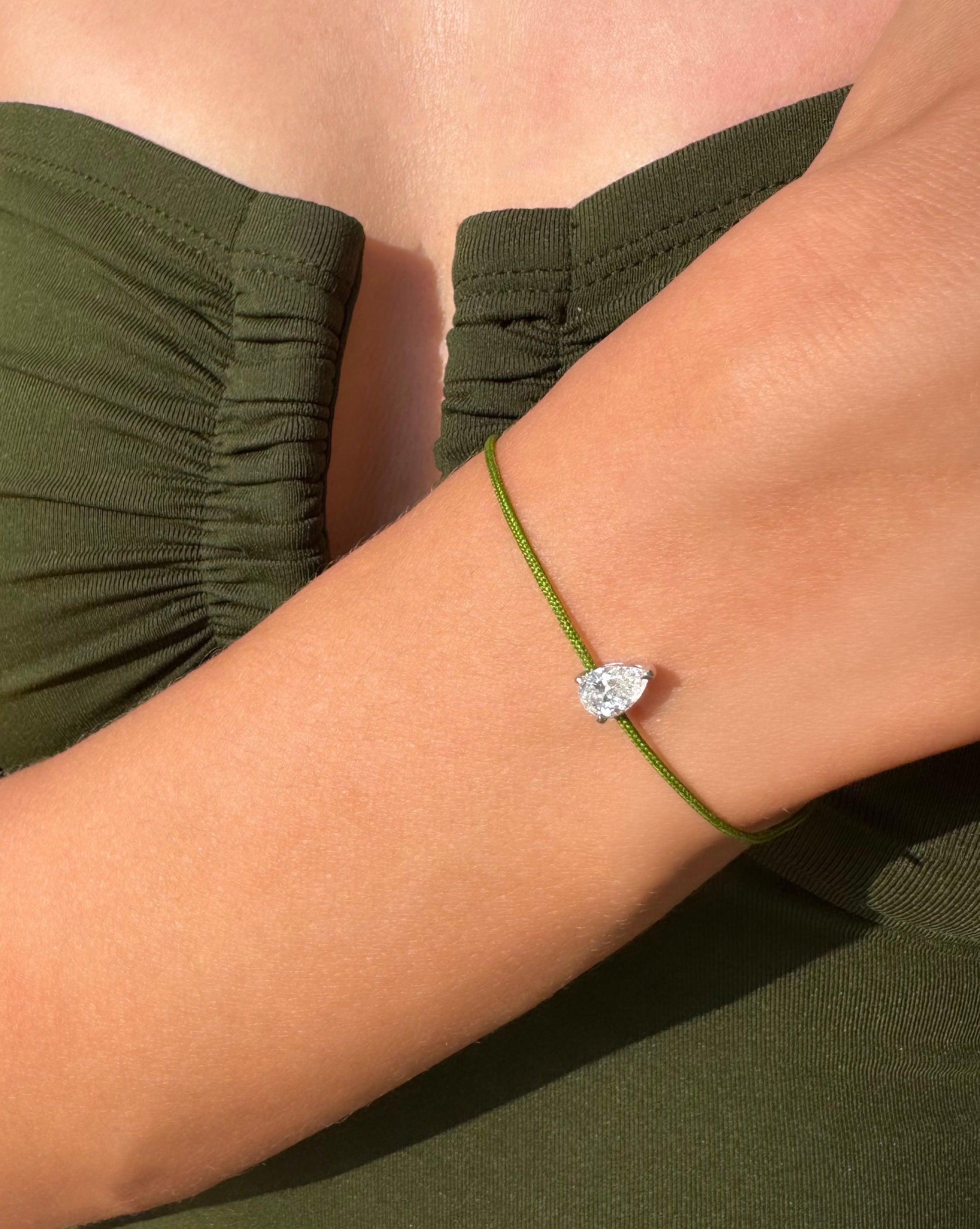 pers-e-paris-bracelet-cordon-poire-or-9-carats-diamant-laboratoire image 2
