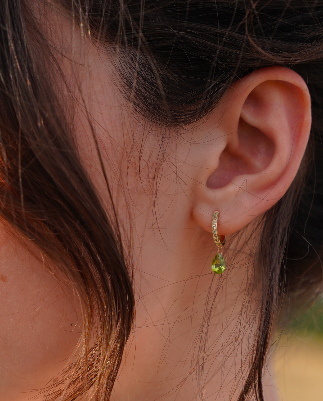 pers-e-paris-piercing-chakras-p-ridot-mini-boucle-or-18-carats image 2