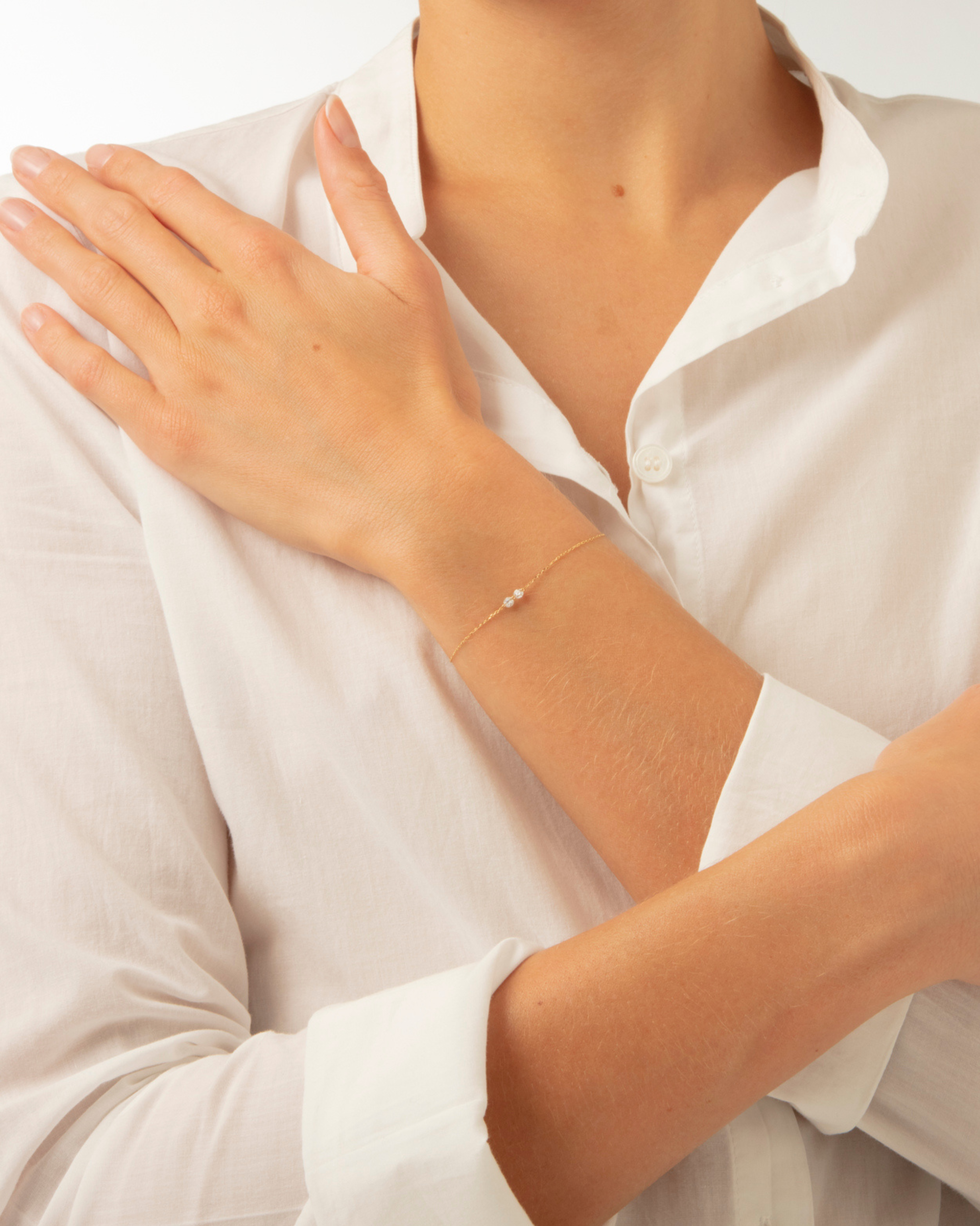 pers-e-paris-dana-ligne-deux-diamants-bracelet-or-18-carats-ajustable image 2