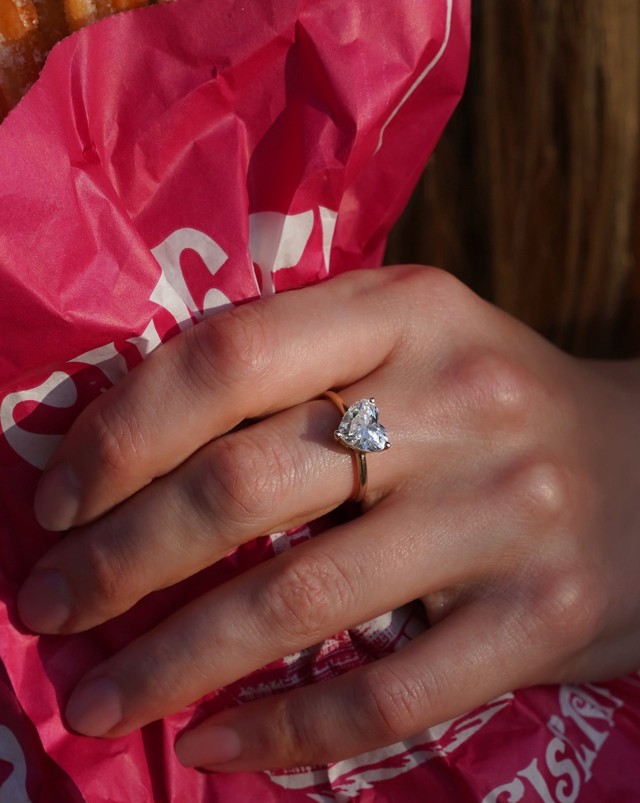 pers-e-paris-bague-bridal-coeur-or-9-carats-diamant-coeur image 3