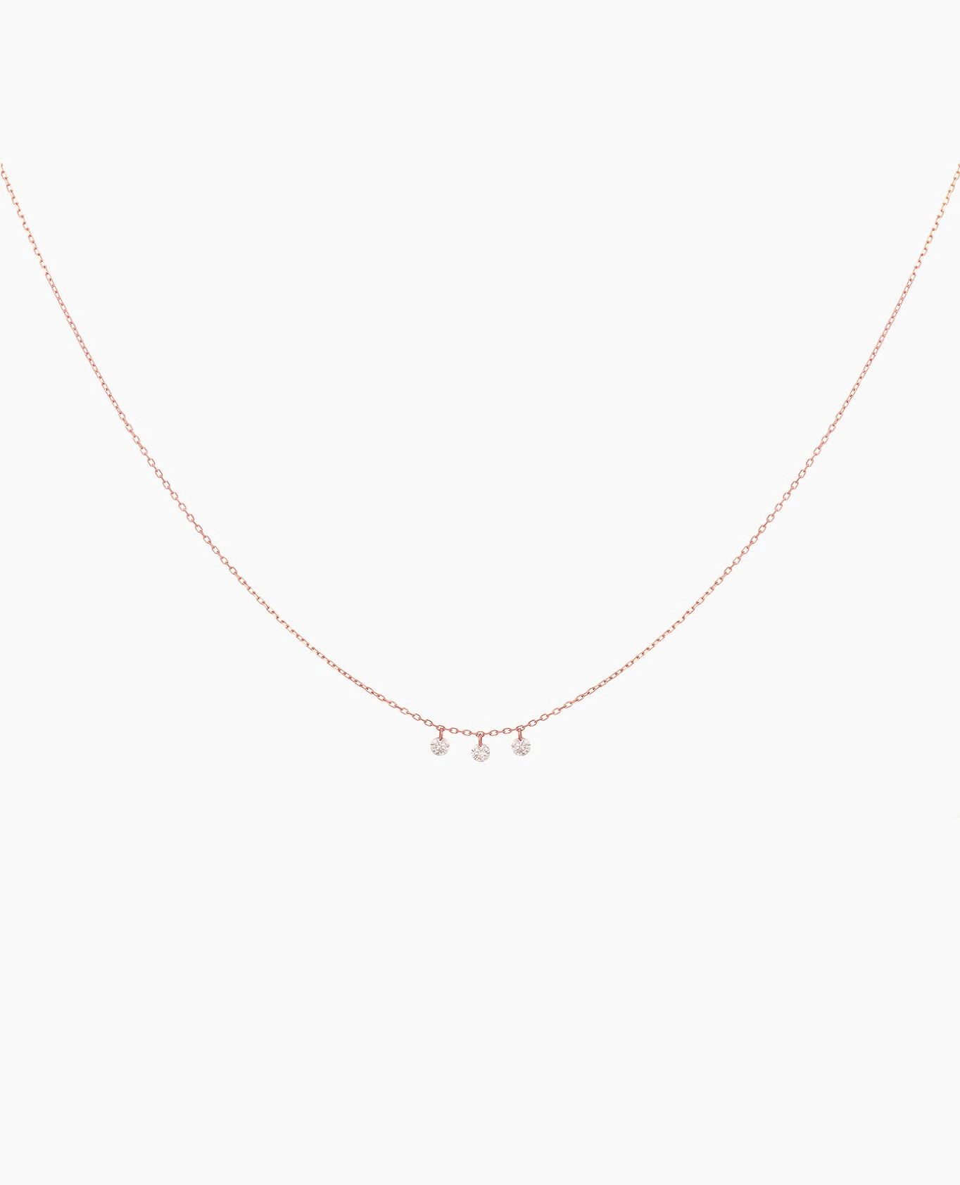 pers-e-paris-collier-mini-dana-trois-diamants-en-or-18-carats image 4