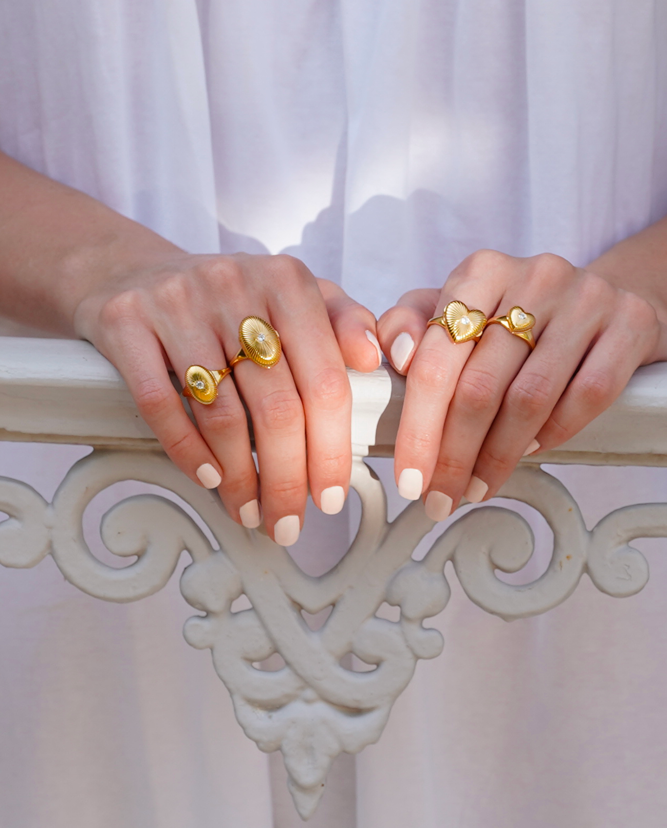 pers-e-paris-bague-memoria-ovale-bague-porte-photo-en-or image 5