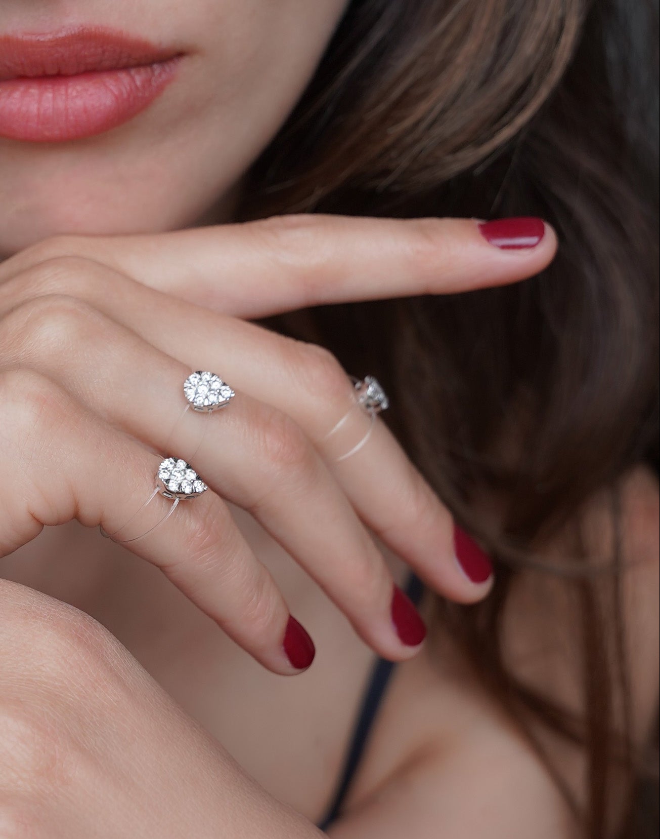 pers-e-paris-floating-bague-poire-or-18-carats-diamants image 2