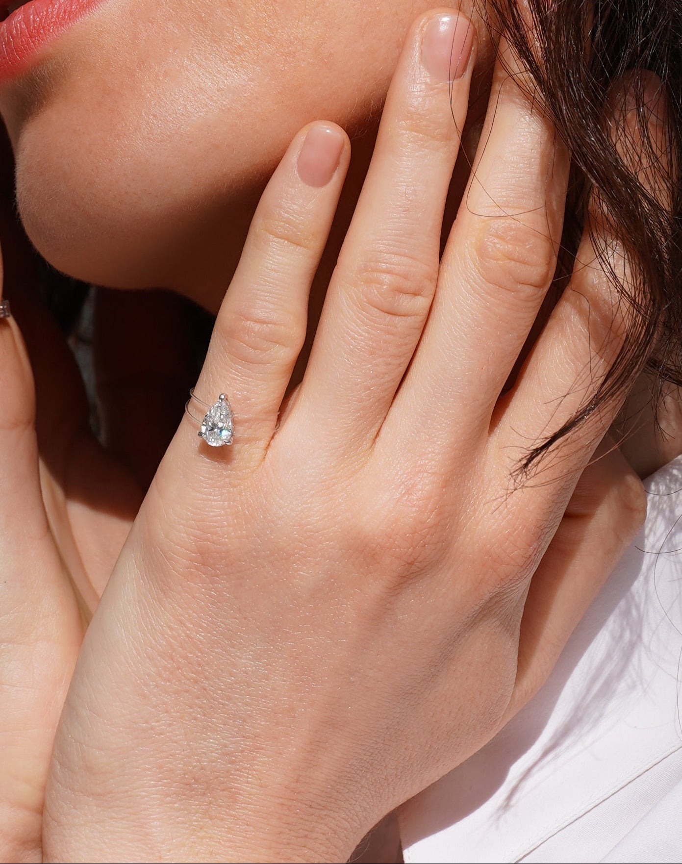 pers-e-paris-bague-floating-diamant-poire-or-9-ou-18-carats image 7