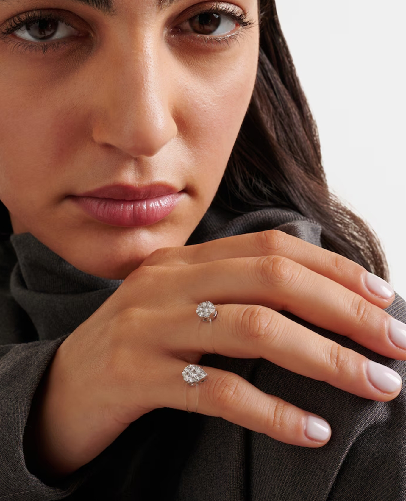 pers-e-paris-floating-bague-poire-or-18-carats-diamants image 8