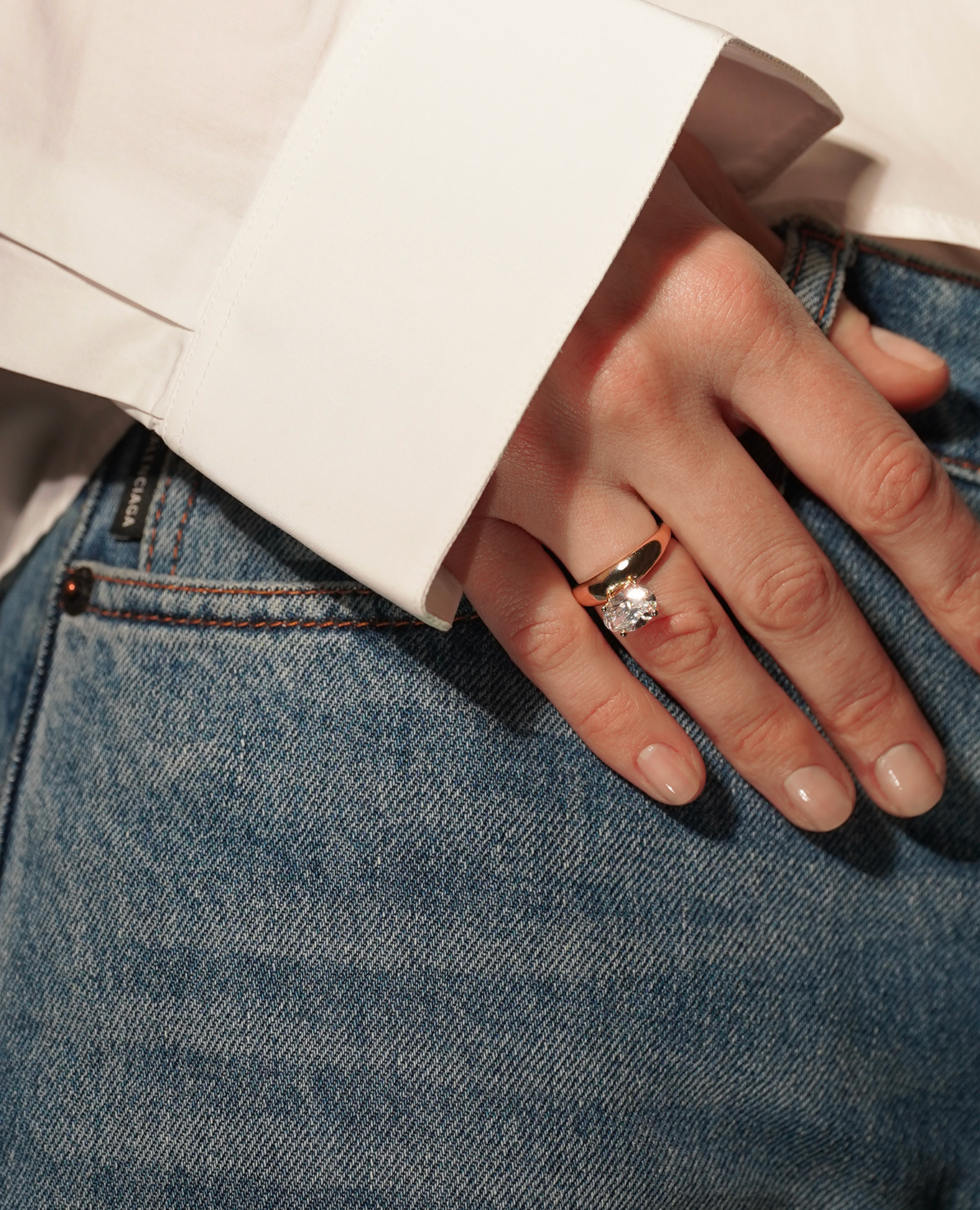 pers-e-paris-bague-bridal-oval-floating-or-9-carats-diamant-laboratoire image 8