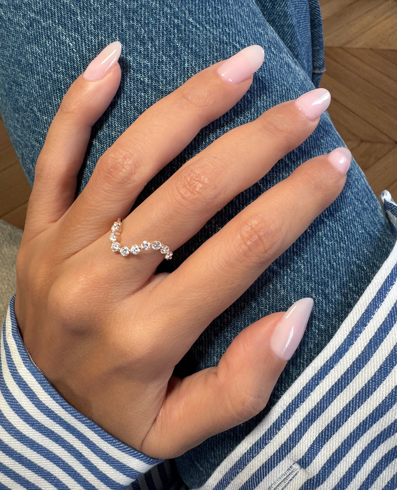 pers-e-paris-bague-stella-or-9-18-carats-et-diamant-de-laboratoire-pavage-wave image 7