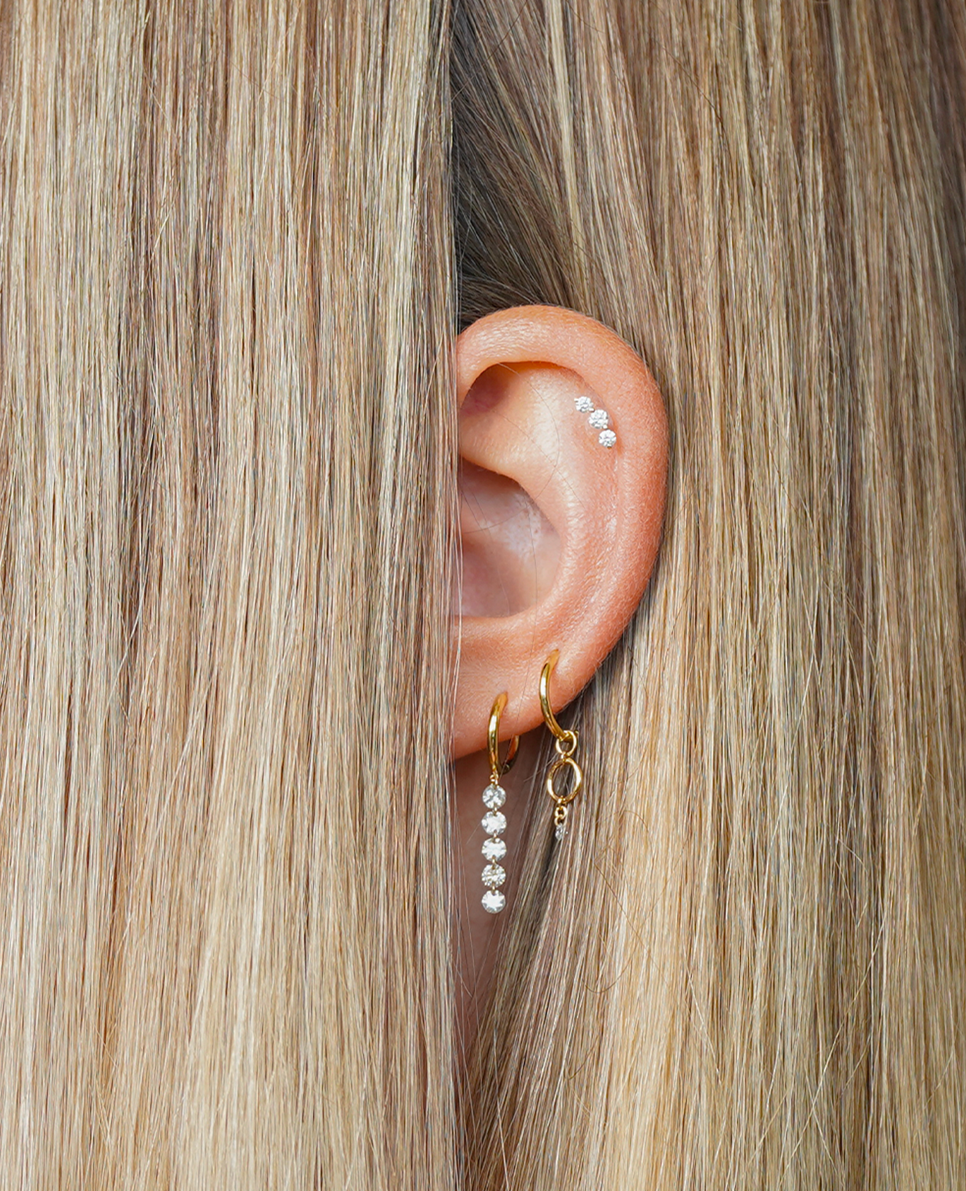 pers-e-paris-dana-piercing-trois-diamants-or-18-carats image 2