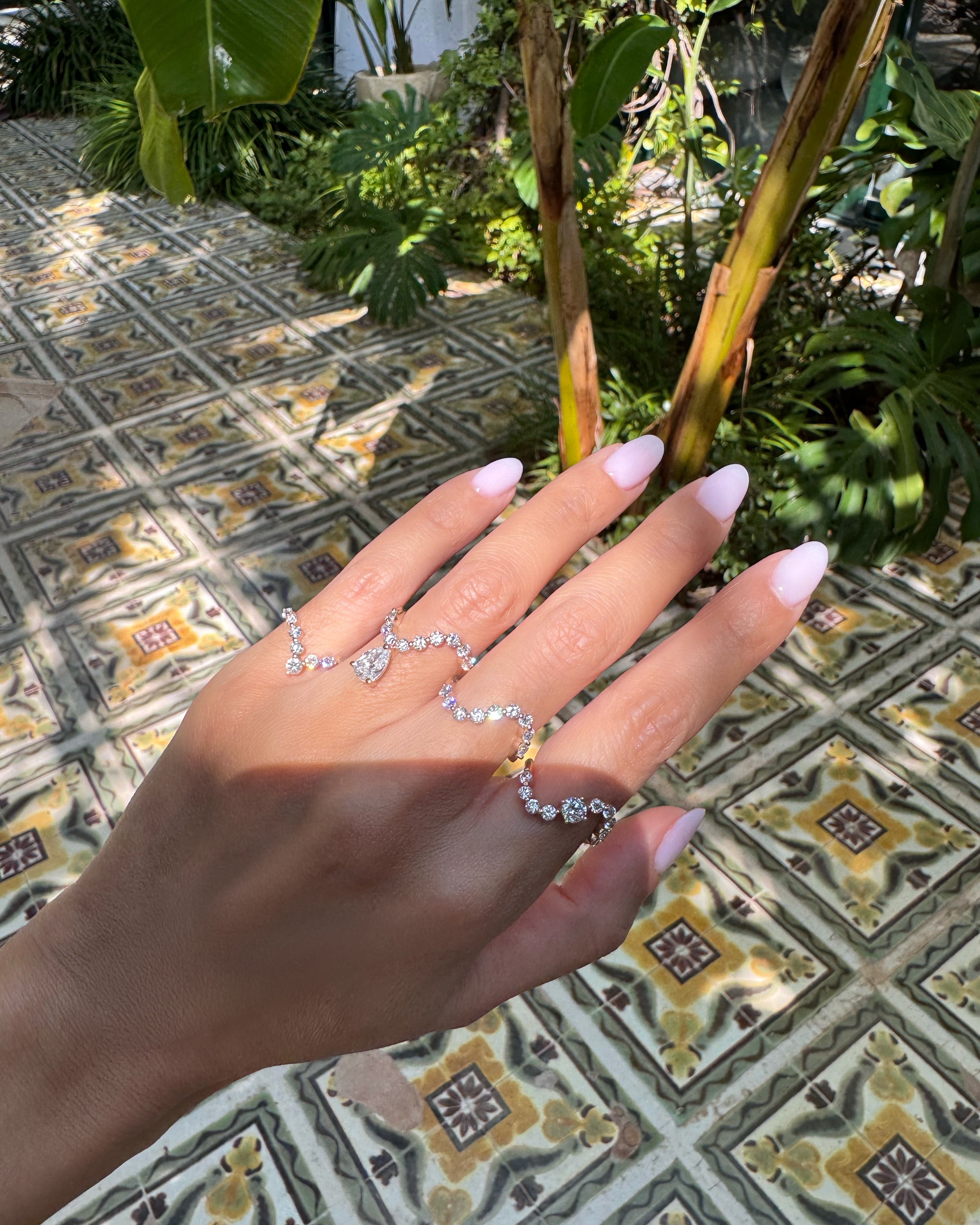pers-e-paris-bague-stella-or-9-18-carats-et-diamant-de-laboratoire-pavage-wave image 2