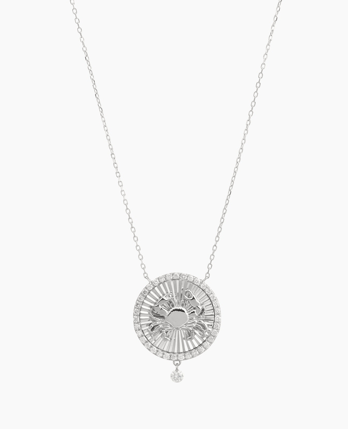 pers-e-paris-collier-c-leste-m-daillon-cancer-signe-astrologique image 3