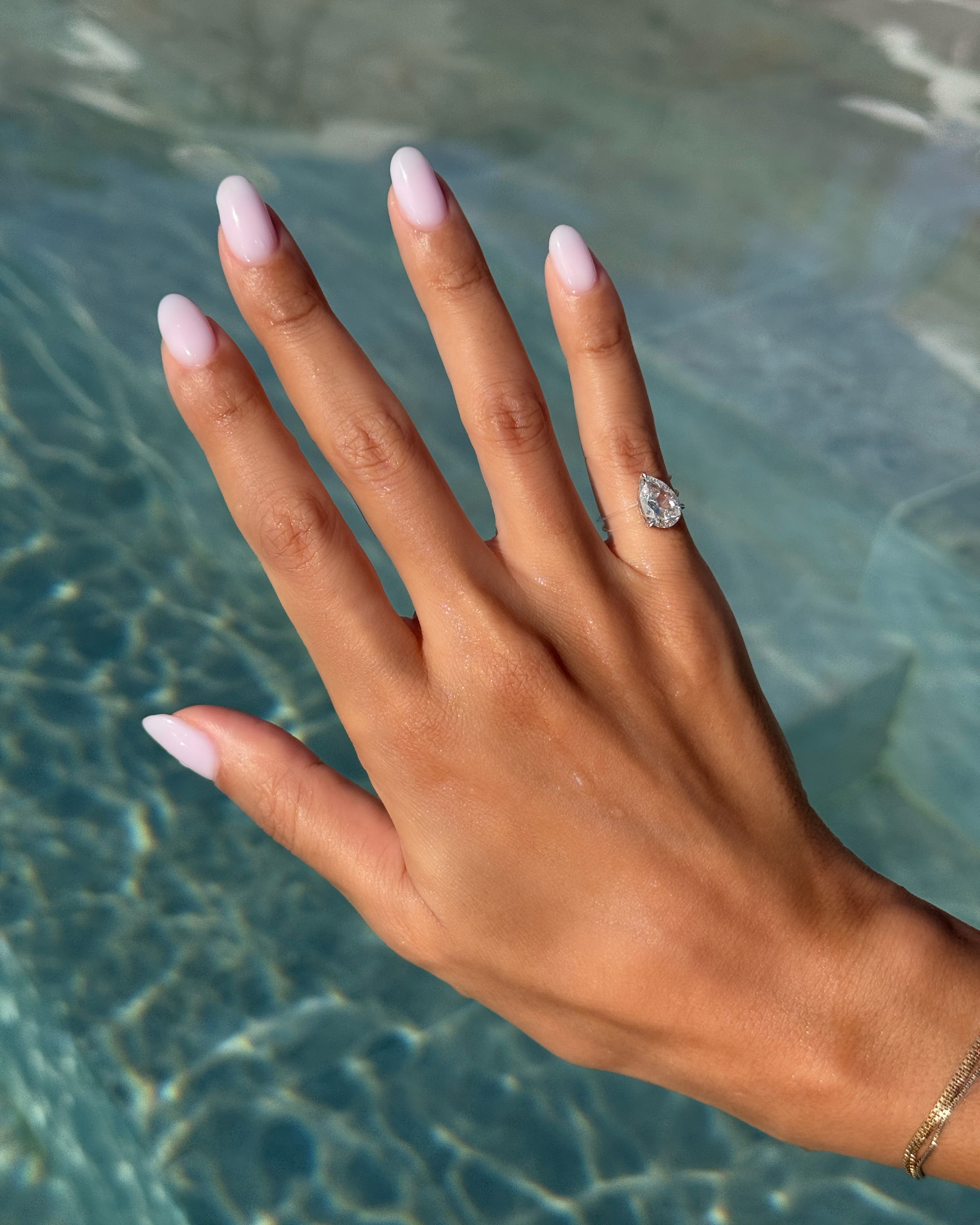 pers-e-paris-bague-floating-diamant-poire-or-9-ou-18-carats image 2