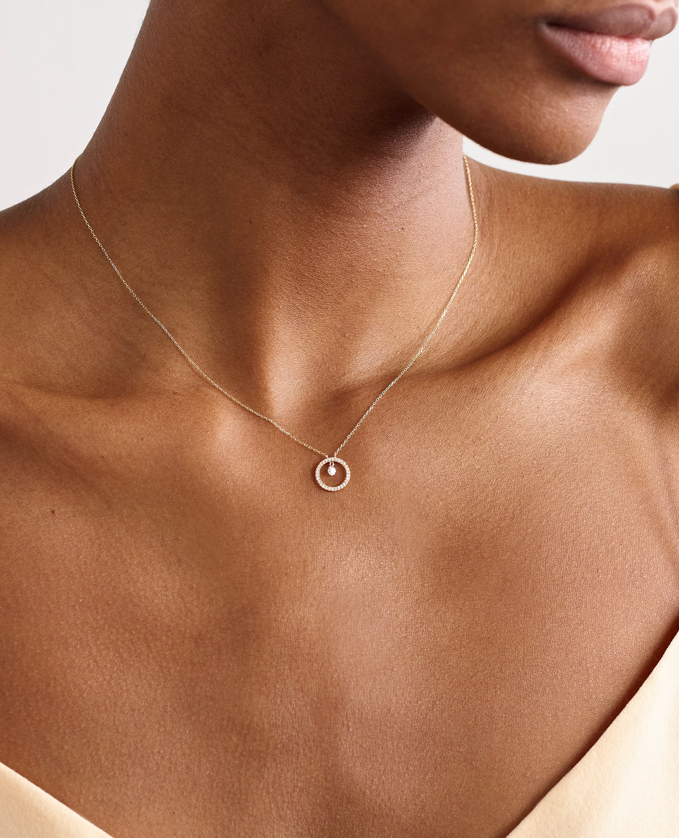 pers-e-paris-comic-strip-collier-or-18-carats-pav-diamants image 2