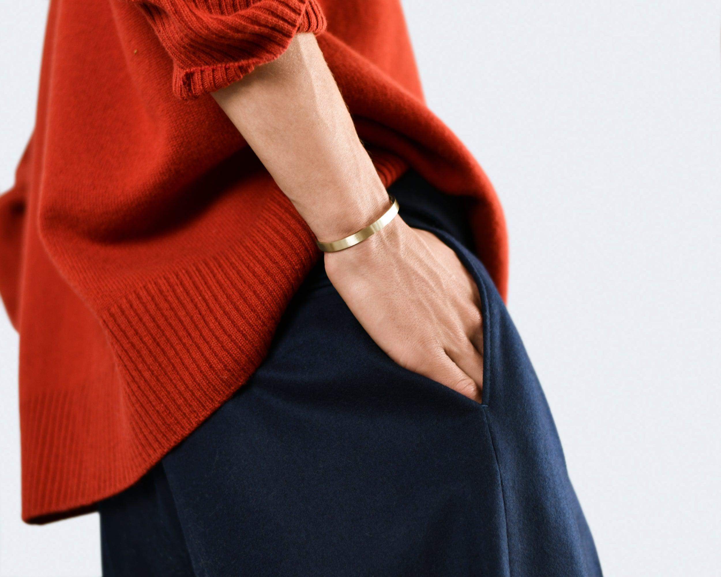 le-gramme-bracelet-ruban-le-21g-jonc-ouvert-6-5mm-collection-ruban image 5