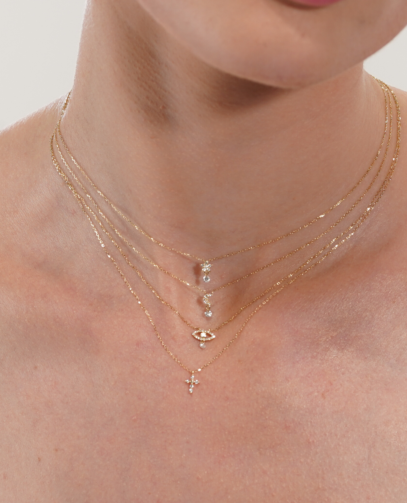 pers-e-paris-collier-symboles-il-pav-or-18-carats image 2