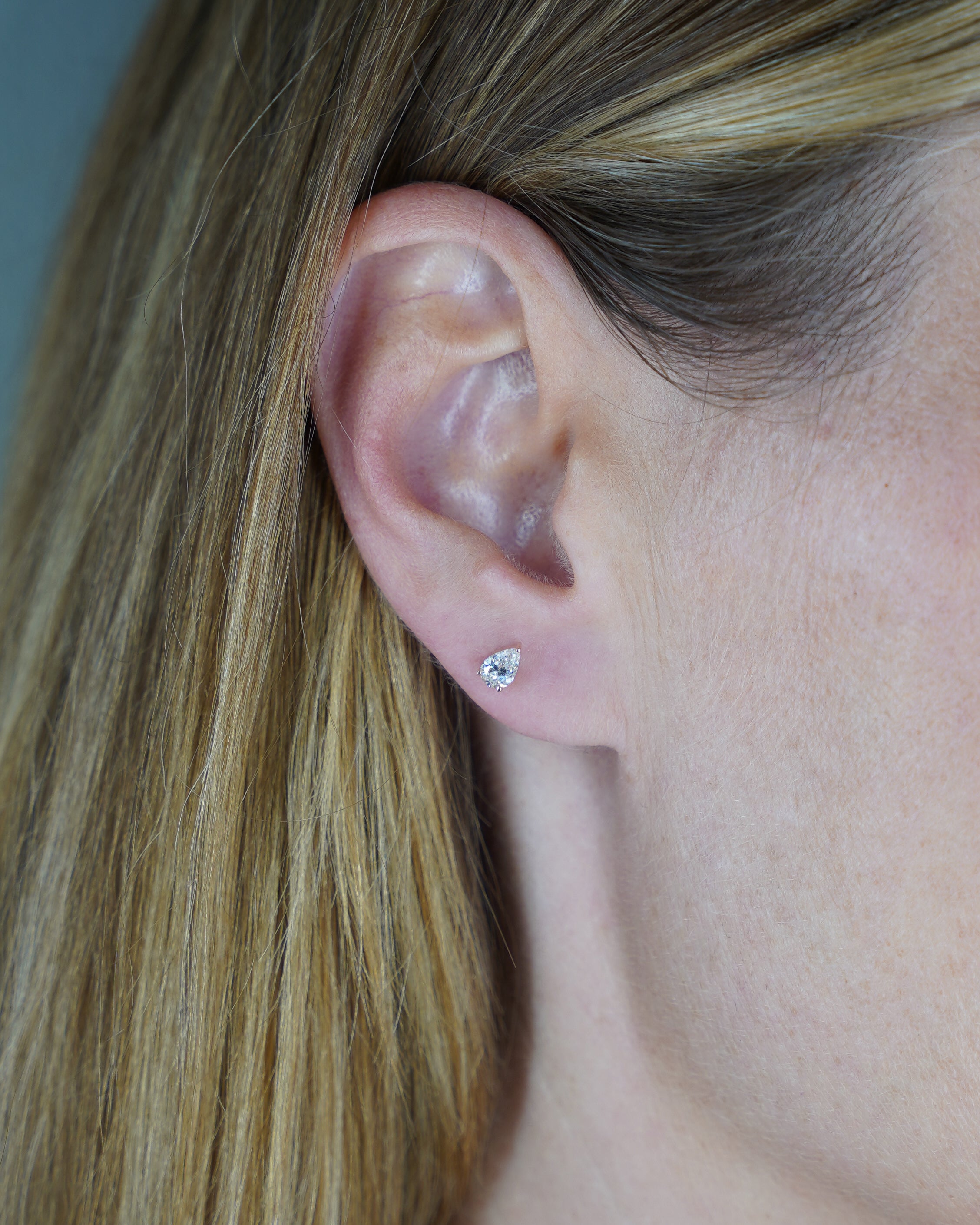 pers-e-paris-mono-boucle-d-oreille-h-ra-m-poire-l-unit image 2