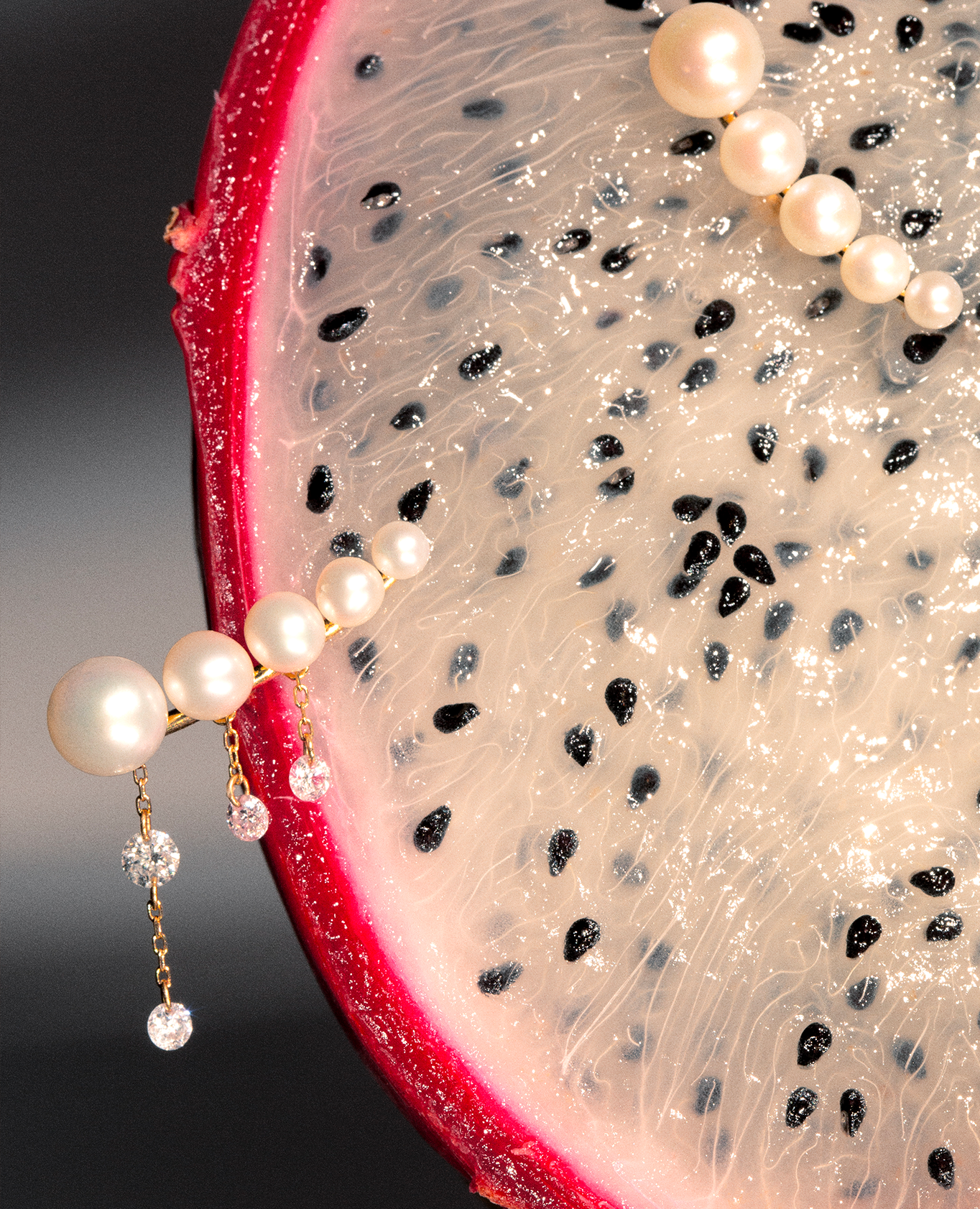 pers-e-paris-aphrodite-mono-boucle-d-oreille-cinq-perles-quatre-diamants image 5
