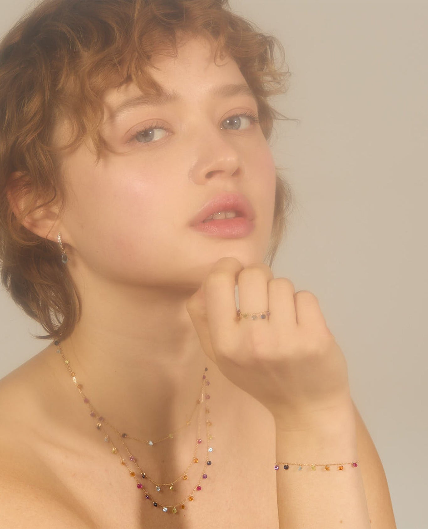 pers-e-paris-piercing-chakras-p-ridot-mini-boucle-or-18-carats image 6