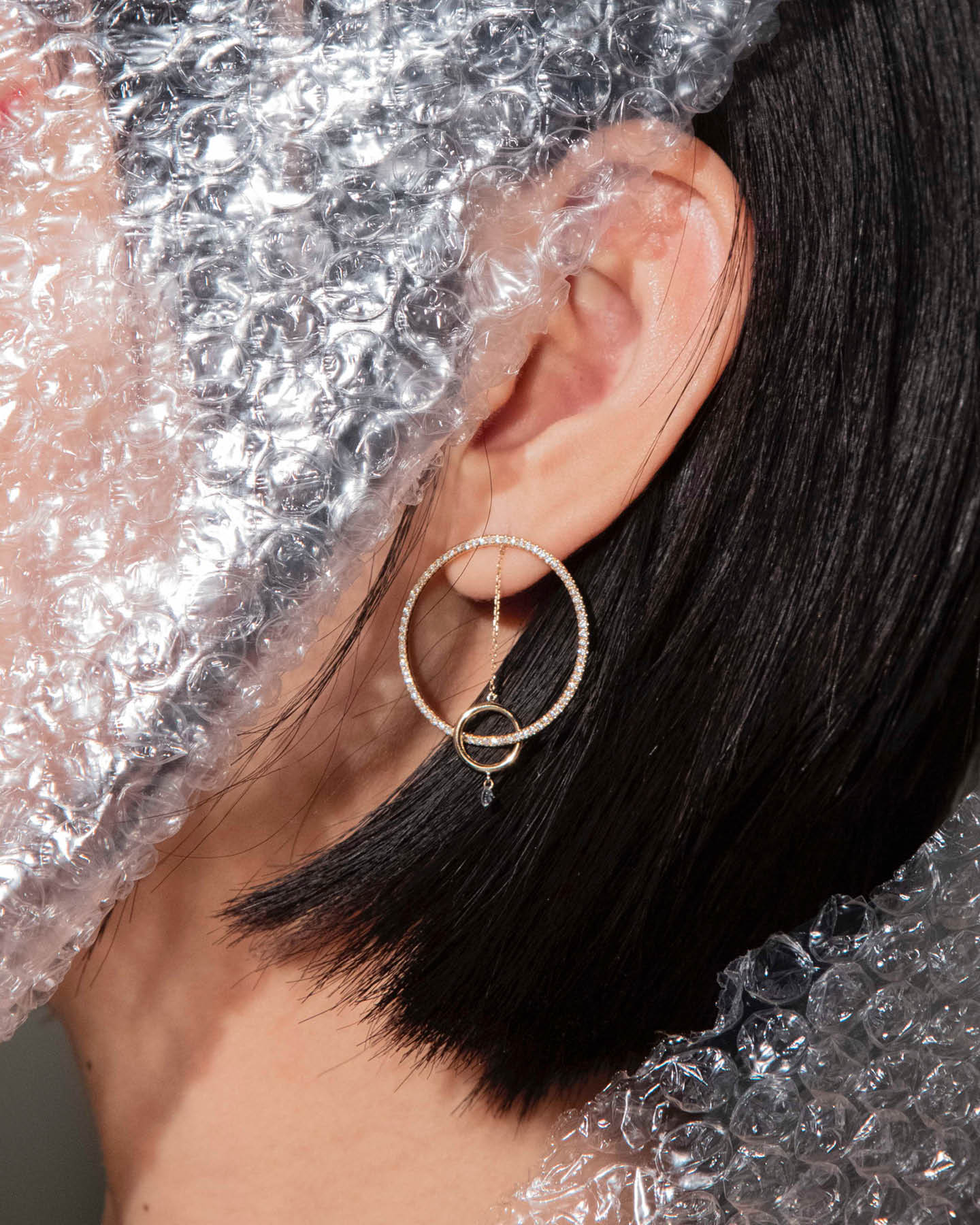 pers-e-paris-boucle-d-oreille-h-lios-turn-around-or-18-carats-pav-e-diamants-dia image 3
