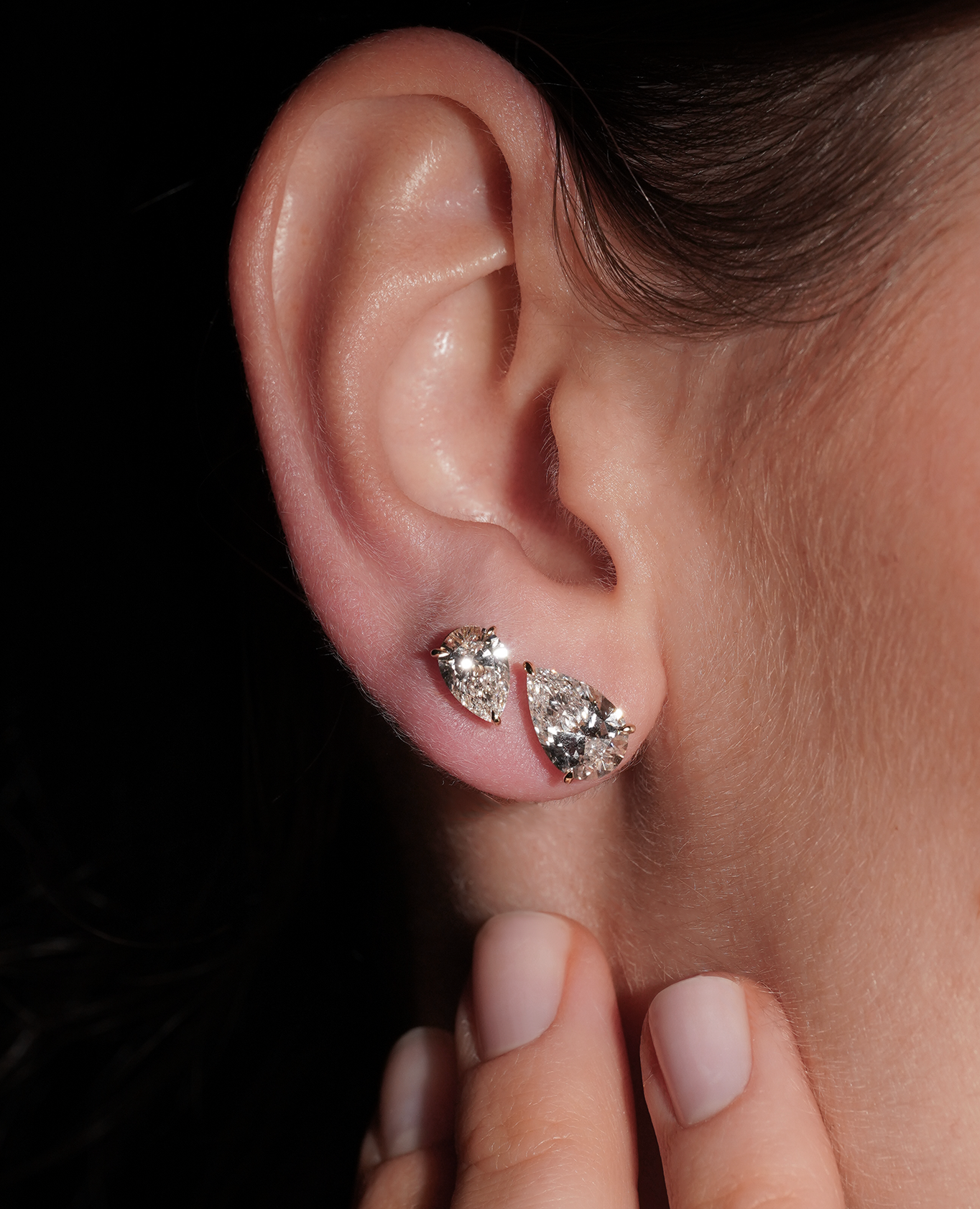 pers-e-paris-mono-boucle-d-oreille-iris-diamant-or-9-carats-1-carat image 2